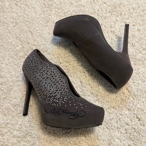 Ed Hardy NYE Silver Embellished Signature Light Brown Suede Heels Booties 8